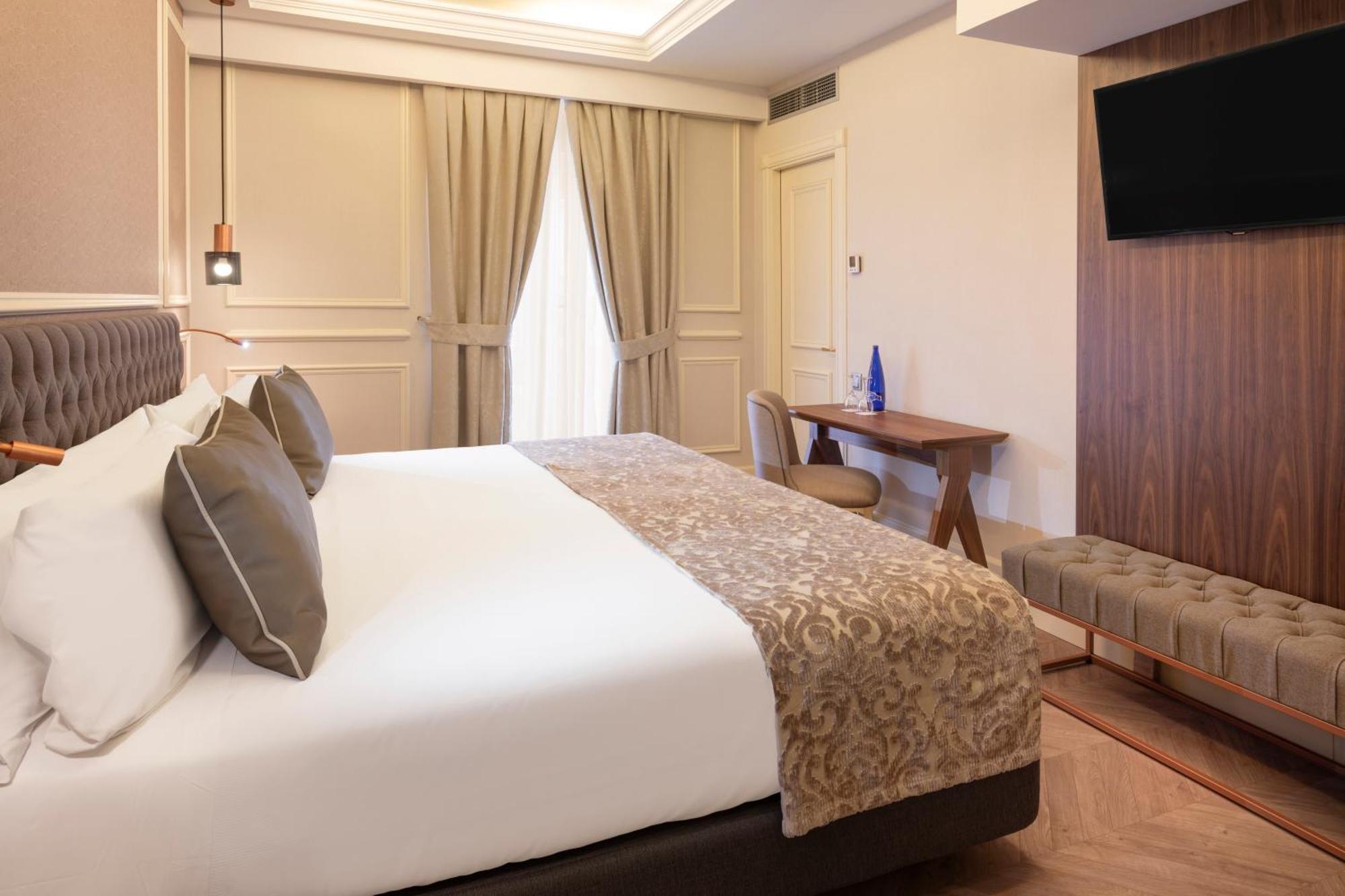 Catalonia Las Cortes Hotel Madrid Room photo